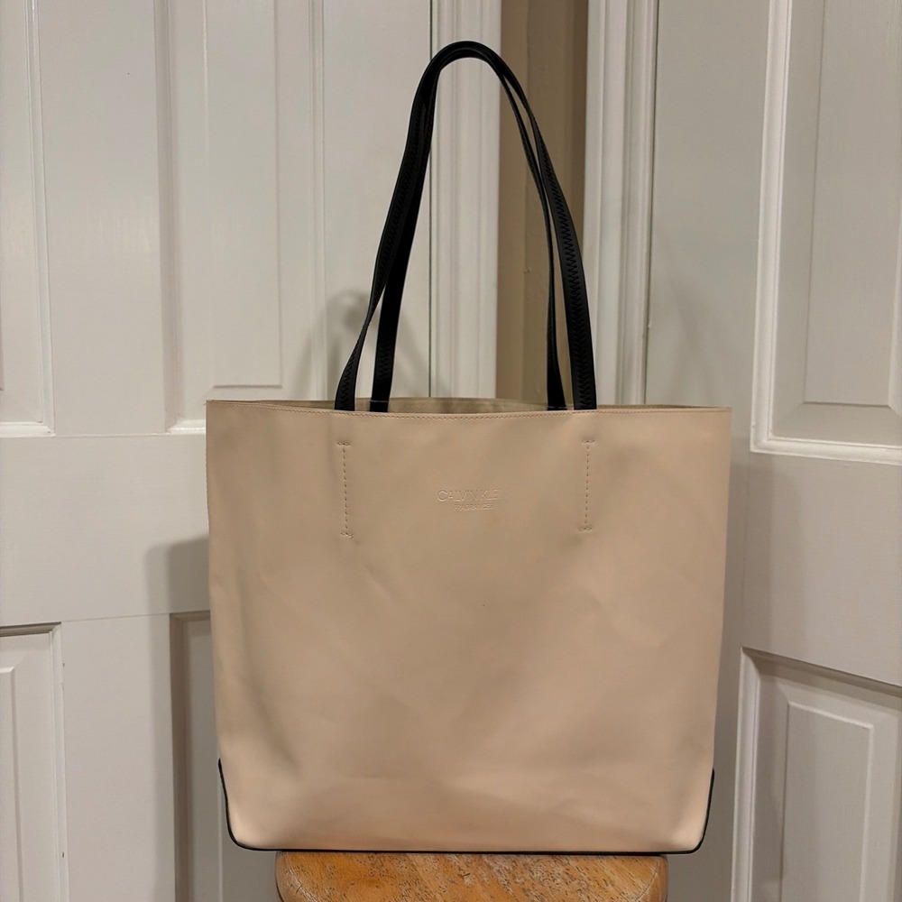Calvin Klein Womens Large Tote Bag Beige Black OS Faux Leather Fragrance Promo